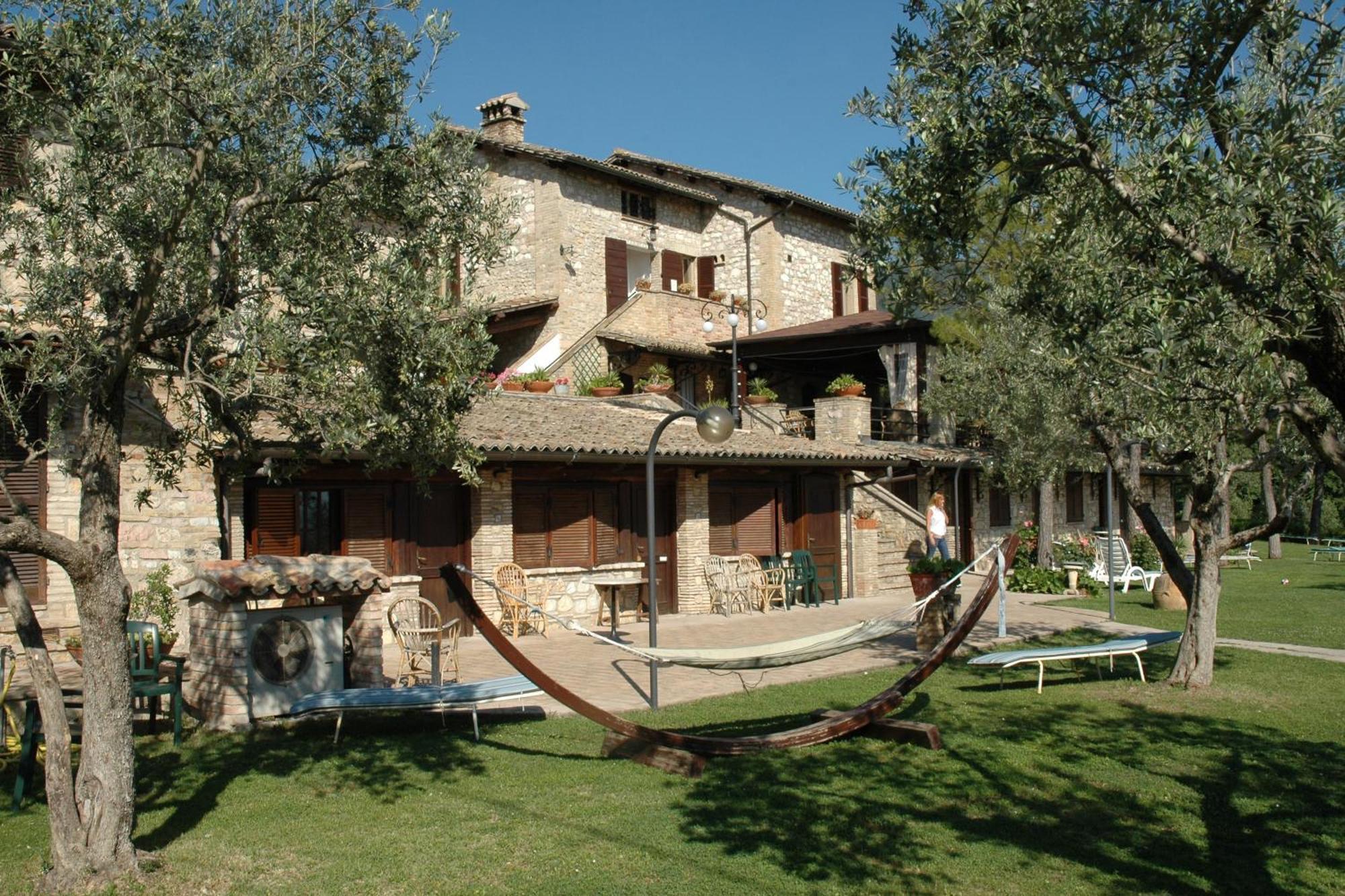 Country House Tre Esse Асизи Екстериор снимка